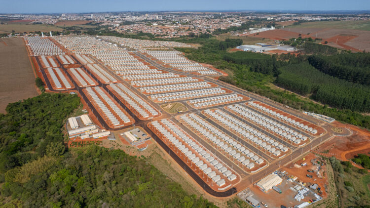 Moradias fazem parte do Residencial Vida Nova Itapetininga 3, empreendimento construído e entregue dentro do prazo contratual de 24 meses estabelecido pela Caixa Econômica Federal