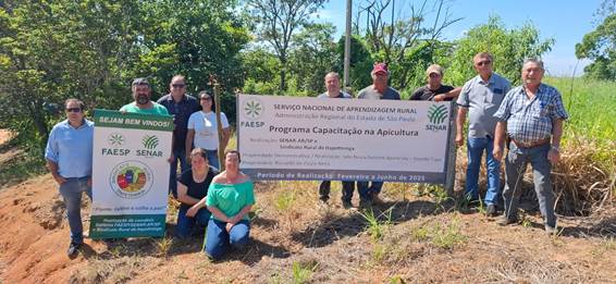 1º módulo do Programa de Apicultura, realizado no Distrito Tupy, em Itapetininga. (Reprodução: Tvi)