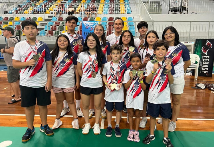 A equipe de badminton de Itapetininga, iniciou bem no cenário estadual em 2025, logo na primeira etapa do Estadual de Badminton, realizada no ginásio Watal Ishibashi, em Presidente Prudente.