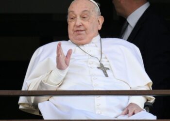 O Papa Francisco terá ao menos dois meses de repouso após receber alta do hospital Gemelli