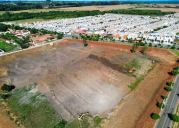 Foi iniciada nesta semana a construção do novo Hospital Regional de Itapetininga, uma obra do Governo do Estado de São Paulo. O anúncio foi feito na terça-feira (11) pelo prefeito de Itapetininga, Jeferson Brun.