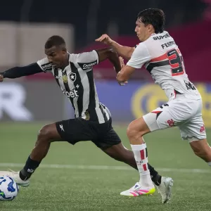 São Paulo e Botafogo empatam no Nilton Santos