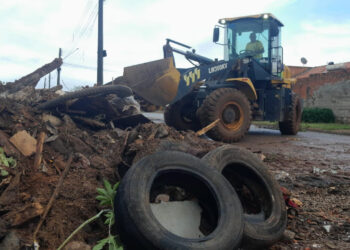 Em Itapetininga, a Prefeitura retirou 288 toneladas de resíduos inservíveis das vilas Palmeira, Sônia e Jardim Leonel, no último fim de semana, durante o 3º Mutirão contra a Dengue de 2025.