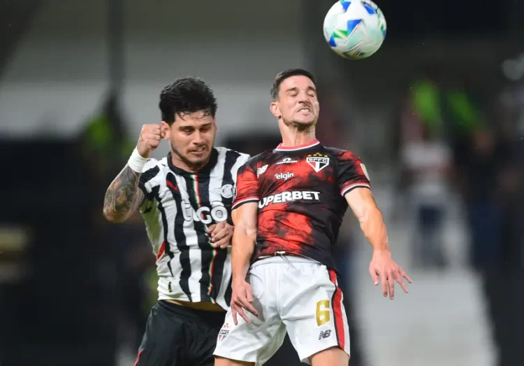 São Paulo recebe o Libertad no Morumbis por vaga nas oitavas da Libertadores
