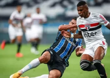 São Paulo recebe o Grêmio no Morumbis em duelo de recuperação pelo Brasileirão