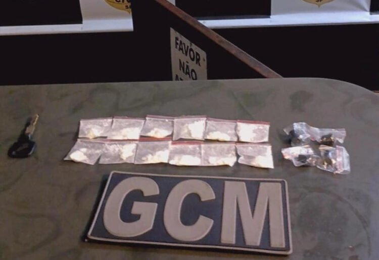 Drogas e motocicleta são apreendidas pela Guarda Municipal em Itapetininga