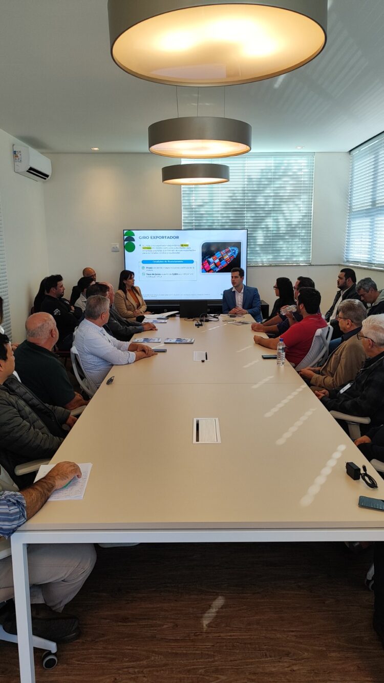 Simone Marquetto reúne produtores rurais em defesa da região