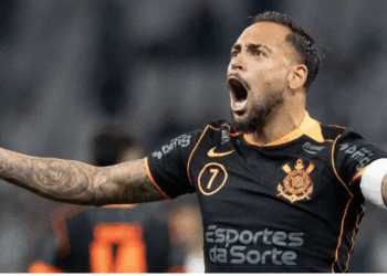 Corinthians vence com um golaço de Maycon e respira no brasileirão