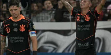 Estreia de gala: Corinthians vence Platense fora de casa na pela Libertadores