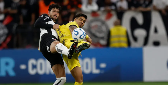 Sin perder: Corinthians vence Peñarol e se aproxima da classificação pela Libertadores